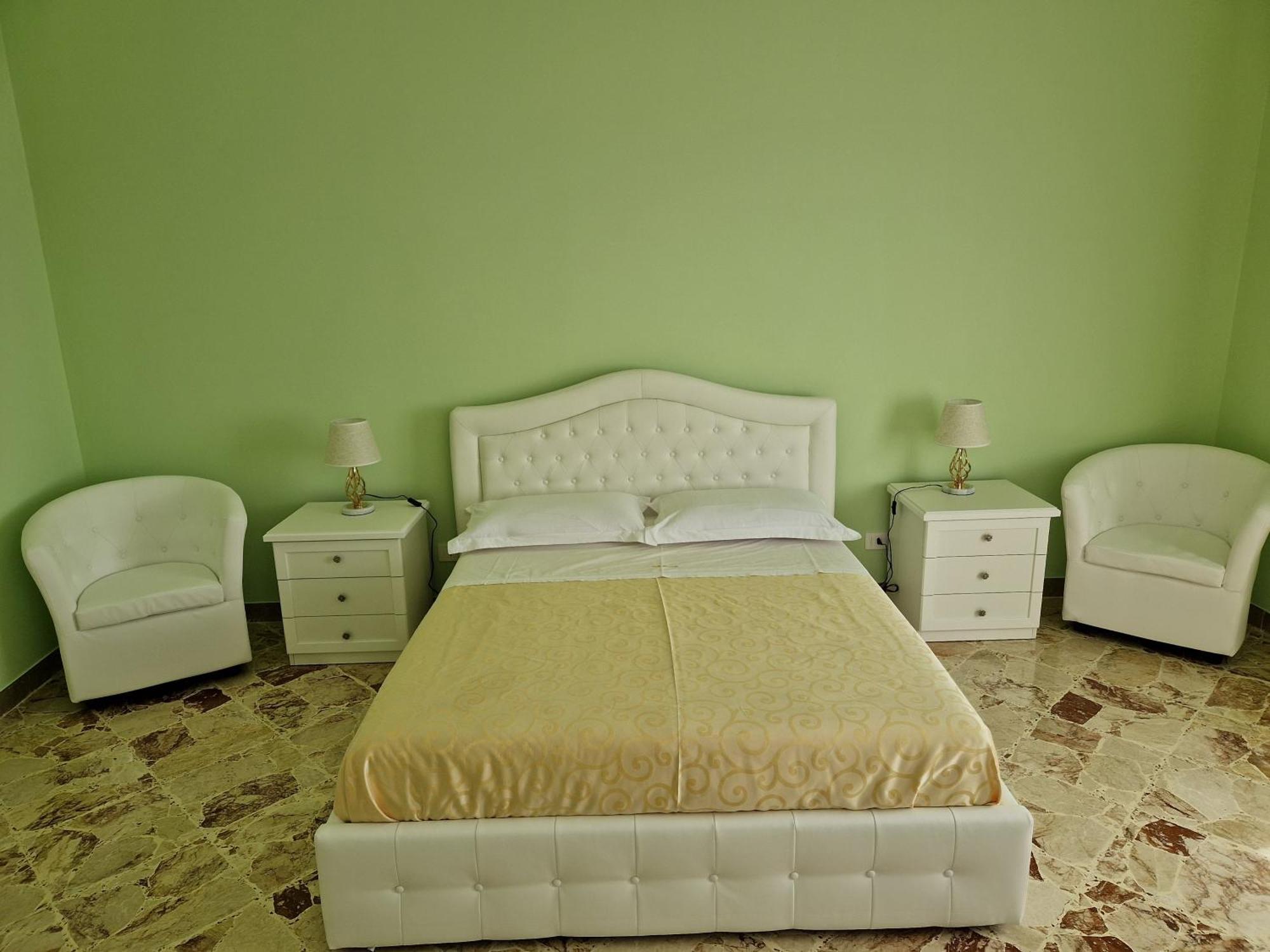 Esmeralda Farm stay *